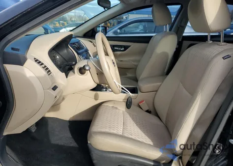 2016 Nissan Altima 2.5 z USA, uszkodzony, nr VIN 1N4AL3AP7GC196686